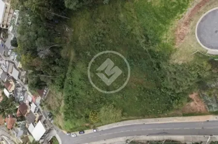 Lote/Terreno à venda, 641m² no Ermitage, Teresópolis