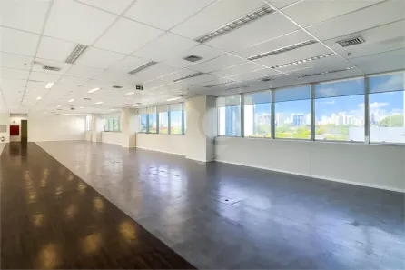 Sala Comercial à venda, 457m² no Vila Cordeiro, São Paulo
