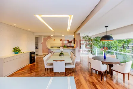 Apartamento com 3 Quartos à venda, 240m² no Campo Belo, São Paulo