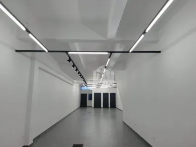 Ponto Comercial para alugar, 200m² no Luz, São Paulo