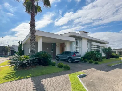 Casa de Condomínio com 5 Quartos à venda, 277m² no XANGRI-LÁ, Xangri-lá