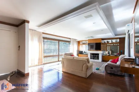 Casa com 3 Quartos à venda, 221m² no Vila Assunção, Porto Alegre