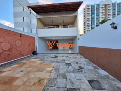 Casa com 6 Quartos para alugar, 246m² no Sapiranga-Coité, Fortaleza