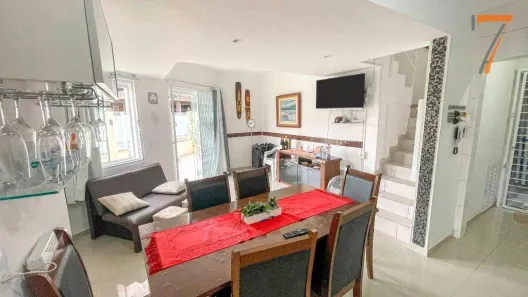 Casa de Condomínio com 2 Quartos à venda, 81m² no Perequê, Porto Belo