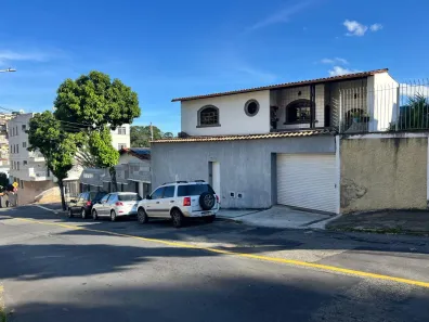 Casa com 3 Quartos à venda, 158m² no Bairu, Juiz de Fora