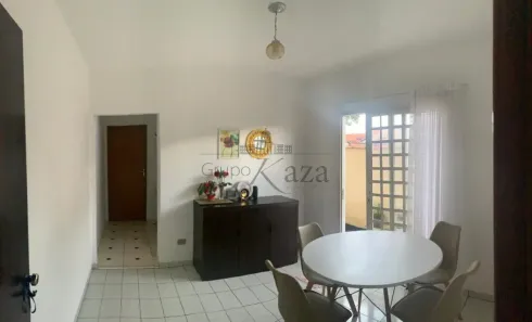 Casa com 3 Quartos à venda, 150m² no Jardim do Céu, São José dos Campos