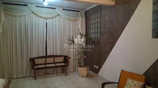 Casa com 3 Quartos à venda, 339m² no Vila Domitila, São Paulo