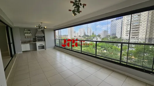 Apartamento com 3 Quartos para alugar, 210m² no Vila Cruzeiro, São Paulo