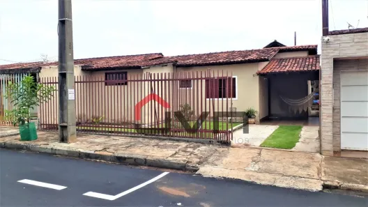 Casa com 3 Quartos à venda, 100m² no Custódio Pereira, Uberlândia