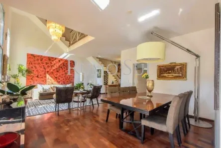 Casa de Condomínio com 5 Quartos para alugar, 350m² no Santo Amaro, São Paulo