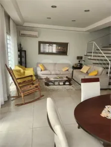 Casa com 4 Quartos à venda, 243m² no Vila Romana, São Paulo
