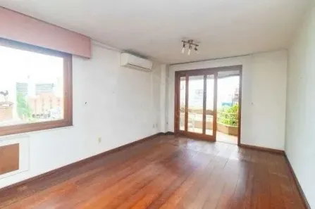 Apartamento com 3 Quartos para alugar, 135m² no Moinhos de Vento, Porto Alegre