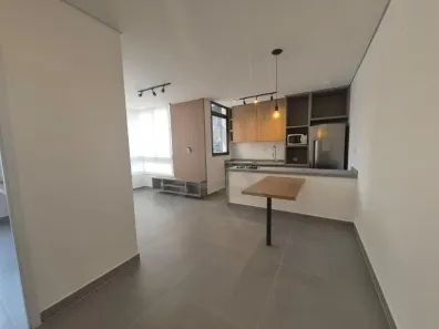 Apartamento com 1 Quarto para alugar, 46m² no Cambuí, Campinas