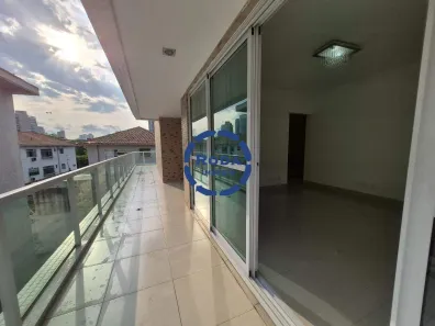 Apartamento com 3 Quartos para alugar, 205m² no Ponta da Praia, Santos