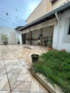 Casa com 3 Quartos à venda, 227m² no Vigilato Pereira, Uberlândia