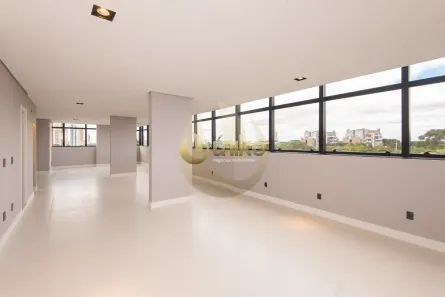Sala Comercial à venda, 101m² no Campo Comprido, Curitiba