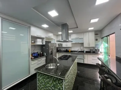 Imóvel Comercial com 4 Quartos à venda, 565m² no Cidade Alta, Piracicaba