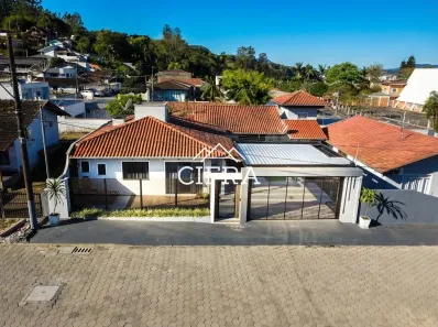 Casa com 3 Quartos à venda, 212m² no Pamplona, Rio do Sul