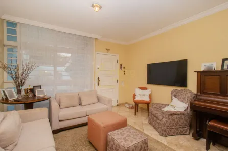 Casa com 2 Quartos à venda, 220m² no Jardim Londrina, São Paulo