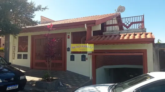 Casa com 3 Quartos à venda, 264m² no Jardim das Samambaias, Jundiaí