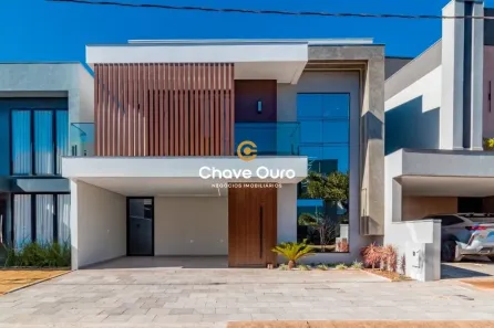Sobrado com 3 Quartos à venda, 180m² no Floresta, Cascavel