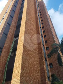 Apartamento com 5 Quartos à venda, 220m² no Vila Uberabinha, São Paulo