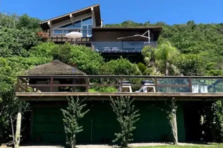 Casa com 3 Quartos à venda, 300m² no ,