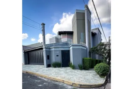 Sobrado com 3 Quartos à venda, 209m² no Icaray, Araçatuba