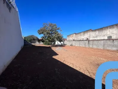 Lote/Terreno à venda, 630m² no Jardim Presidente, Goiânia