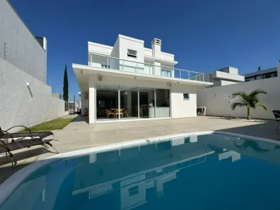 Casa com 3 Quartos à venda, 282m² no Passo dos Fortes, Chapecó