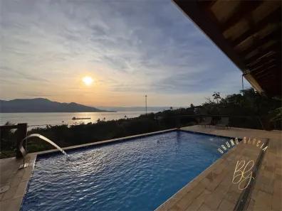 Sobrado com 4 Quartos à venda, 350m² no , Ilhabela