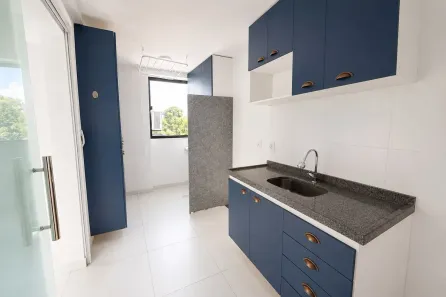 Apartamento com 3 Quartos para alugar, 67m² no Pina, Recife