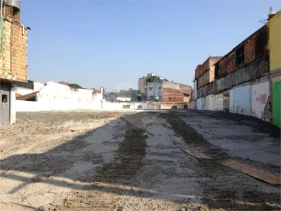 Lote/Terreno à venda, 902m² no Santo Amaro, São Paulo