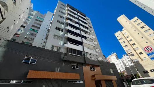 Apartamento com 2 Quartos à venda, 85m² no Centro, Balneário Camboriú