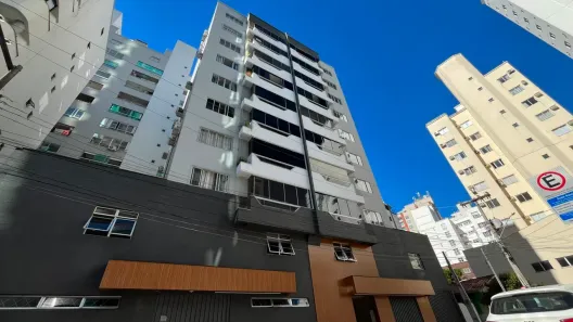 Apartamento com 2 Quartos à venda, 85m² no Centro, Balneário Camboriú