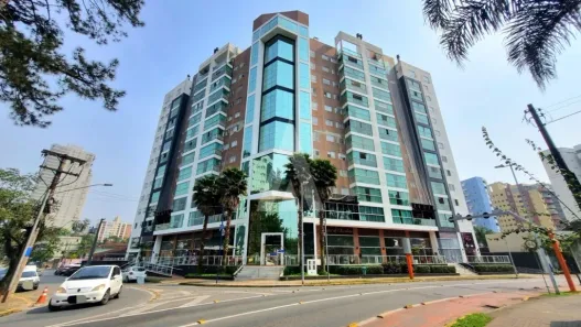 Apartamento com 3 Quartos para alugar, 218m² no Centro, Joinville