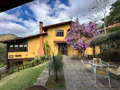 Casa de Condomínio com 3 Quartos à venda, 189m² no Vargem Grande, Teresópolis