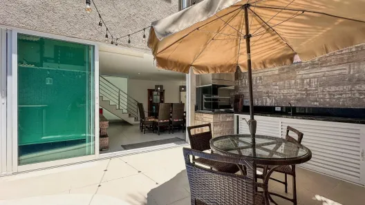 Casa de Condomínio com 4 Quartos à venda, 176m² no Bairro de Juquehy, São Sebastião