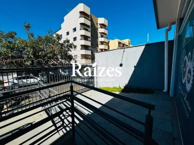 Sala Comercial para alugar, 200m² no Cazeca, Uberlândia
