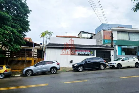 Imóvel Comercial com 4 Quartos à venda, 260m² no Parque Bahia, Cotia
