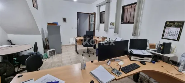 Sobrado com 4 Quartos à venda, 178m² no Jardim Rossin, São Paulo