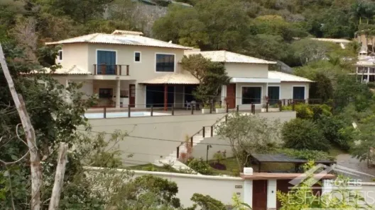 Sobrado com 4 Quartos à venda, 240m² no João Fernandes, Armação dos Búzios