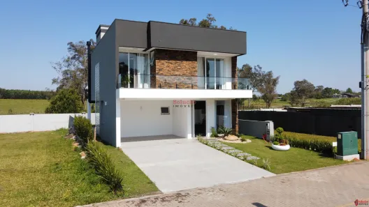 Casa de Condomínio com 4 Quartos à venda, 260m² no Sanga Funda, Nova Santa Rita