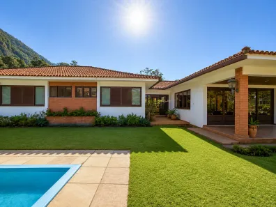 Casa de Condomínio com 3 Quartos à venda, 268m² no Carlos Guinle, Teresópolis