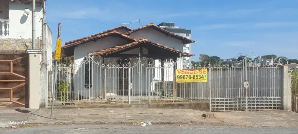 Casa com 4 Quartos à venda, 220m² no Brasiléia, Betim