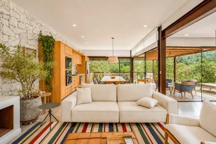 Casa de Condomínio com 4 Quartos à venda, 294m² no Itaipava, Petrópolis