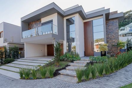 Casa de Condomínio com 4 Quartos à venda, 325m² no Vila Nova, Joinville