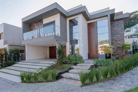 Casa de Condomínio com 4 Quartos à venda, 325m² no Vila Nova, Joinville