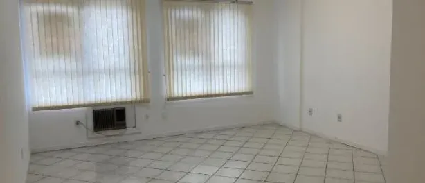 Sala Comercial à venda, 26m² no Trindade, Florianópolis