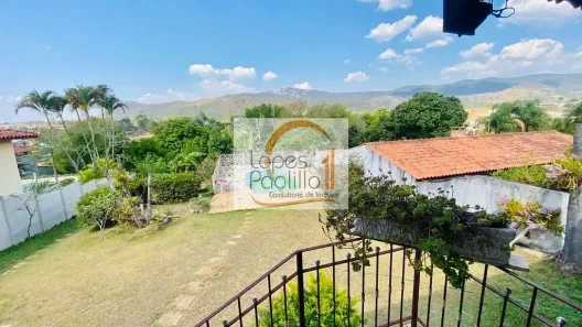 Casa com 3 Quartos à venda, 200m² no Jardim Centenário, Atibaia